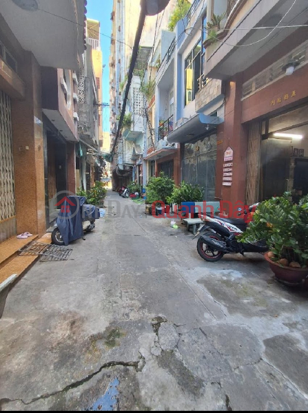 VIP Area District 5, 5m from Car Alley, 4 Floors, 45m2, Tran Hung Dao, Only slightly over 8.x Billion Sales Listings