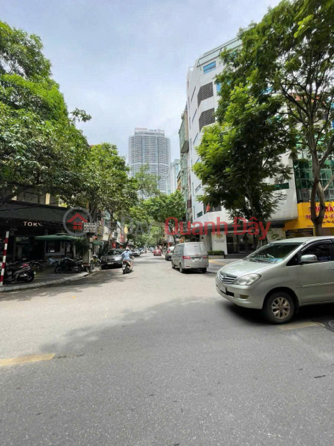 HAVE 102! MP Tran Quy Kien Cau Giay sidewalk car business slightly over 18 billion 40mx 5 tons _0
