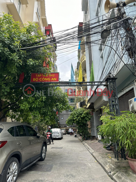 House for sale in Xa Dan, Dong Da, 52m, 5T, car sidewalk, Business, 20m to the street. Sales Listings