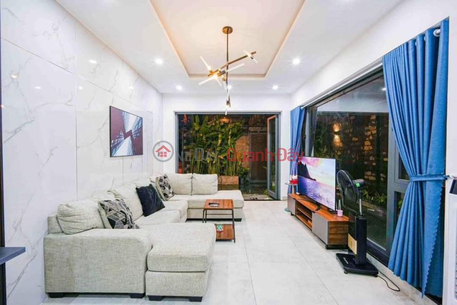 **House for sale on frontage of Ward 4, Tan Binh, frontage of Hoang Viet, 5*13, 3 floors Sales Listings