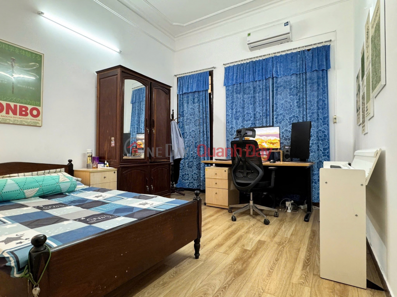 House for sale on Hang Bac street, 80m2, 4 floors, 4m frontage, 70.5 billion, great business, suitable for building a hotel Sales Listings
