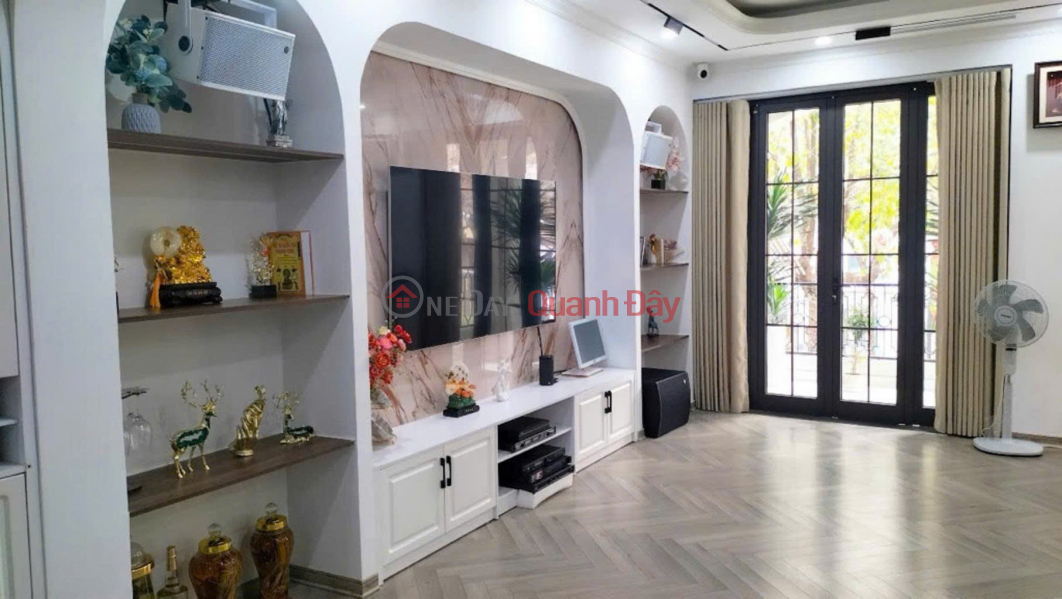HOUSE FOR SALE ON NGUYEN VAN HUYEN, DIVIDED LOT, CAR ACCESS, FOR BUSINESS, 48M2 WIDE FRONTAGE, PRICE ONLY 16 BILLION Vietnam Sales | đ 16.1 Billion