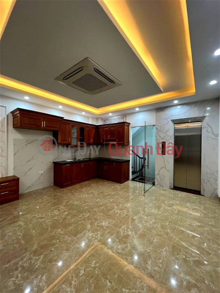 đ 5.9 Billion, FOR SALE 6 storey house Elevator GARA FOREVER CAR 40M2 SMALL FLOOR 6 BILLION