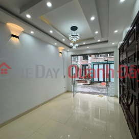 NHÀ MỚI DÂN XÂY LÔ GÓC NGÕ THÔNG Ô TÔ VÀO NHÀ Đức Giang 47m2 4 tầng 11 tỷ Long Biên. _0