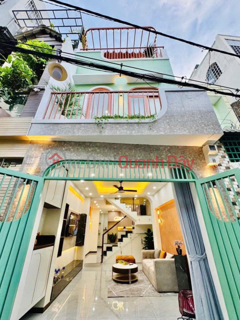 HUTECH UNIVERSITY ROOM - UNG VAN KHIEM WARD 25 BT - 41m2 (3.7 x 11) SQUARE A4 - ALLEY 3.5M - 3 FLOORS - 3 BEDROOMS, ROOFTOP - FREE _0