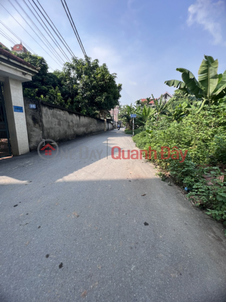 BUSINESS ASPECT OF HA DONG DISTRICT PRICE JUST OVER 1 BILLION Area: 43.2 square meters, small and pretty, anyone can buy it within their budget Vietnam Sales ₫ 1.79 Billion