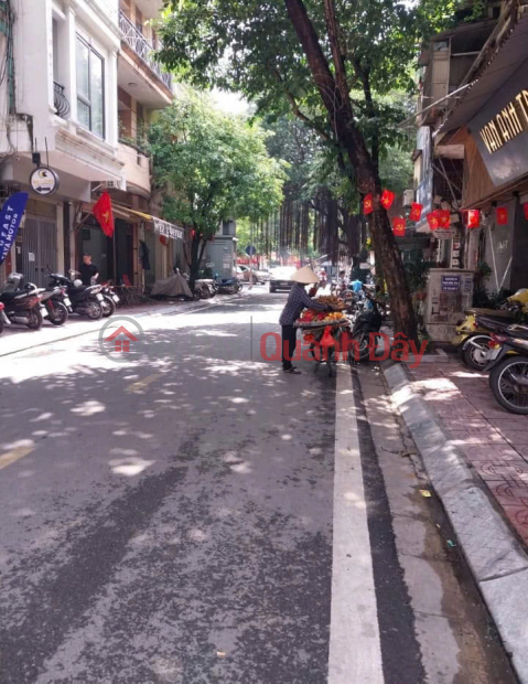 HOUSE FOR SALE - GOOD LOCATION - PHAM HONG THAI - ONE HOUSE AWAY FROM THE STREET TO AVOID CARS _0