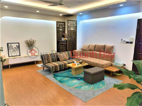 Selling CH Nguyen Ngoc Vu, 125m2, 3 bedrooms, Only 4.7 billion, Beautiful house, Imported furniture, Full of utilities _0