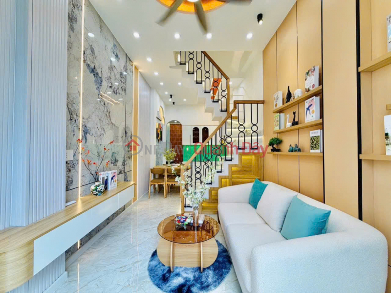 Hunt for houses in Go Vap with prices starting from only 2.6 billion VND - 3 different properties, great locations, extremely attractive options. Sales Listings