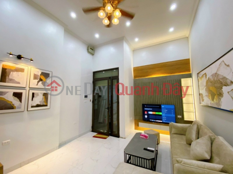 Extremely rare for sale Thinh Hao townhouse, Dong Da district 30m 4 floors MT 4m beautiful house in the right 3 billion call 0817606560 _0