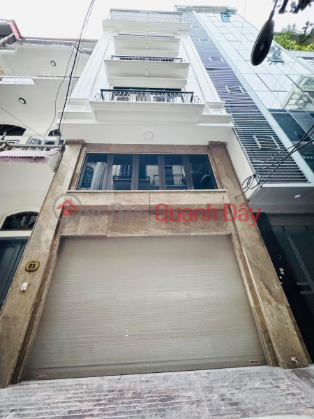 House for sale, car parking at the door, Hoang Quoc Viet, 60m2\\/ 6 floors, elevator, frontage 5.1m, 26.5 billion, new and beautiful Sales Listings
