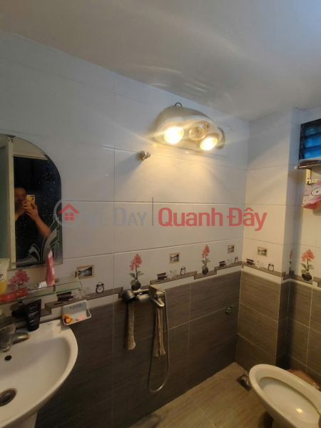 đ 12 tỷ NHÀ ĐẸP - GIÁ TỐT - CHÍNH CHỦ Cần Bán Nhà 3 Mặt Thoáng Vị Trí Đẹp Tại Thịnh Liệt, Hoàng Mai, Hà Nội