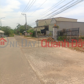 Ngon Bank Urgently Selling Land Plot, Minh Hung, Chon Thanh Town, Cheap Price _0