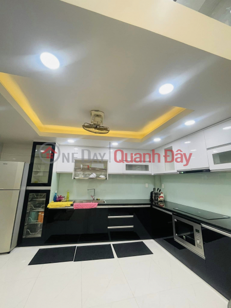 BÁN NHÀ QUẬN PHÚ NHUẬN-CÔ GIANG-46M2 5 TẦNG TẶNG FULL NỘI THẤT NHỈNH 8 TỶ. | Việt Nam | Bán | đ 8,2 tỷ