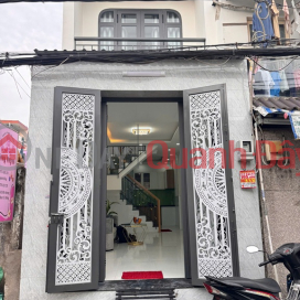 OWNER SELLING QUICKLY: BEAUTIFUL 2-STORY HOUSE located 20m from Huong Lo 2 main road, Binh Tan District. _0