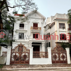 I'm renting out a house in Thai Ha, Tay Son, Lang Ha, Dong Da, 210m2 x 3 floors - 46 million VND. _0