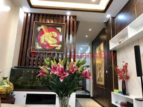House divided into 55m lot, 4 floors, Nguyen An Ninh street, 2 open spaces, beautiful house, only 15m from the street, clear alley _0