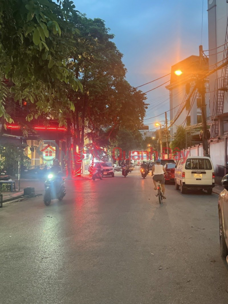 đ 25.5 Billion | SUPER PRODUCT, STREET FRONT, CORNER LOT, ELEVATOR, TOP BUSINESS, 7 NEW BEAUTIFUL FLOORS, CENTER OF CAU GIAY - 25 BILLION