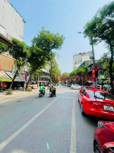 ️ House for sale in Hoan Kiem, Nguyen Huu Huan, 35 square meters, 5 floors, 3 meter frontage, only 17.2 billion, business near the street️ Vietnam Sales | đ 17.2 Billion