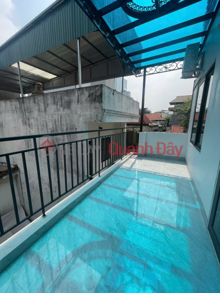 đ 15.2 Billion Beautiful house for sale in Dai La, Hai Ba Trung - Fully furnished with high-quality furniture - 6 floors - Ready to move in immediately.