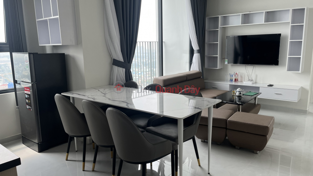 The owner needs to sell The Emerald Golf View apartment, right at Aeon Mall, corner apartment of 76m2, with book price of 2.7 billion Sales Listings