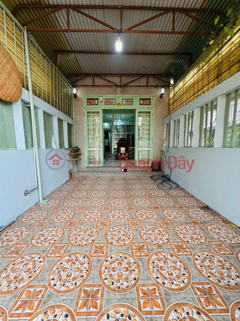 Bán nhà lầu góc 2 mặt tiền, KDC chợ Phú Thọ, đường nhựa 7m, chỉ 4,2 tỷ _0