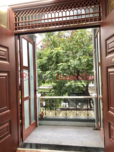 2 floors of high-class wooden furniture in front of Ta My Duat-Han Street-Son Tra Da Nang-90m2-7.2 billion-0901127005. Sales Listings