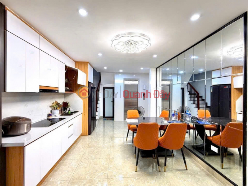 Property Search Vietnam | OneDay | Nhà ở, Niêm yết bán | Bán nhà Phố Tôn Đức Thắng, 40m2 Thang Máy Xịn, Nội Thất Long Lanh, Giá: 13.6 Tỷ, Lh: 0396935190.