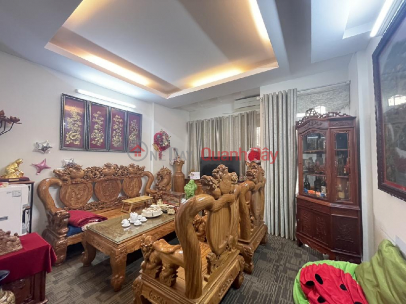 Property Search Vietnam | OneDay | Nhà ở Niêm yết bán | Siêu Hiếm Phân lô Trần Quốc Hoàn, 55M2, 17,2 Tỷ, 4T, Nhà Đẹp mặt phố Kinh Doanh, Ô tô đỗ cửa