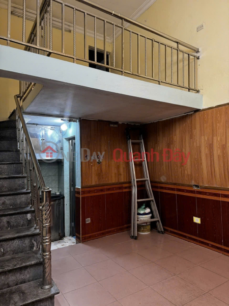 House for rent for family, group of 6 people, Thanh Nhan Street, 3 floors, 2 bedrooms, 8 million Rental Listings