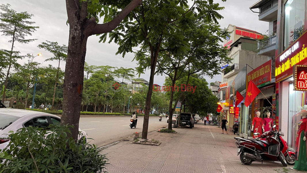 Super product on Co Linh street, 10m sidewalk, 3-sided corner lot, 130m, MT6.8m, only 170 million Sales Listings