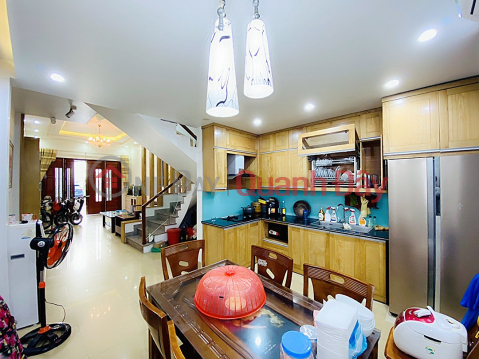 House for sale, subdivision 193 Van Cao - Thu Trung, 64m2 4 independent floors PRICE 5.2 billion VND _0