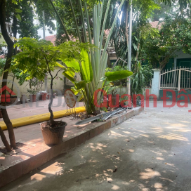 House for sale in alley of Ly Nam De street, with front yard, highly educated neighbors. _0