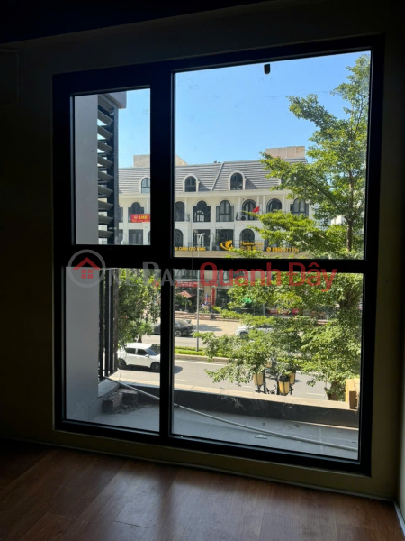 đ 2,85 tỷ | Chính chủ bán căn hộ tòa R1.02 , 1PN ,DT 44m2 . View nội khu tại Vinhomes Ocean Park Gia Lâm