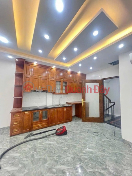 HOÀNG QUỐC VIỆT 30M x6 TẦNG,THANG MÁY 19,8 TỶ,PHÂN LÔ,Ô TÔ QUA NHÀ,NGÕ THÔNG,KINH DOANH,GẦN PHỐ, Việt Nam, Bán, đ 19,8 tỷ