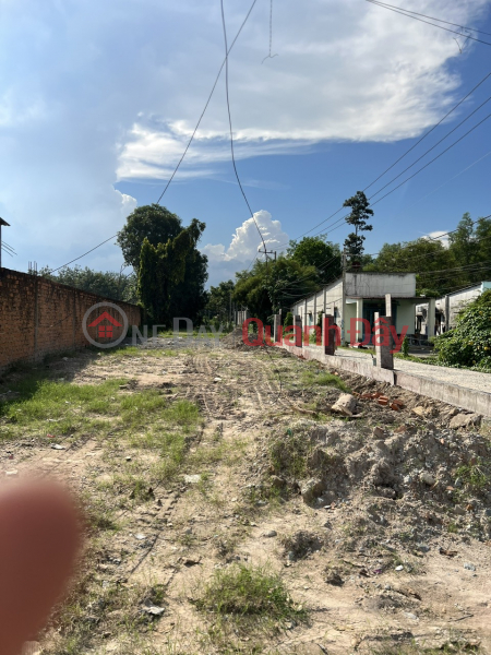 Owner selling a beautiful plot of land in Lai Uyen town, Bau Bang district, Binh Duong province - Convenient location. Sales Listings