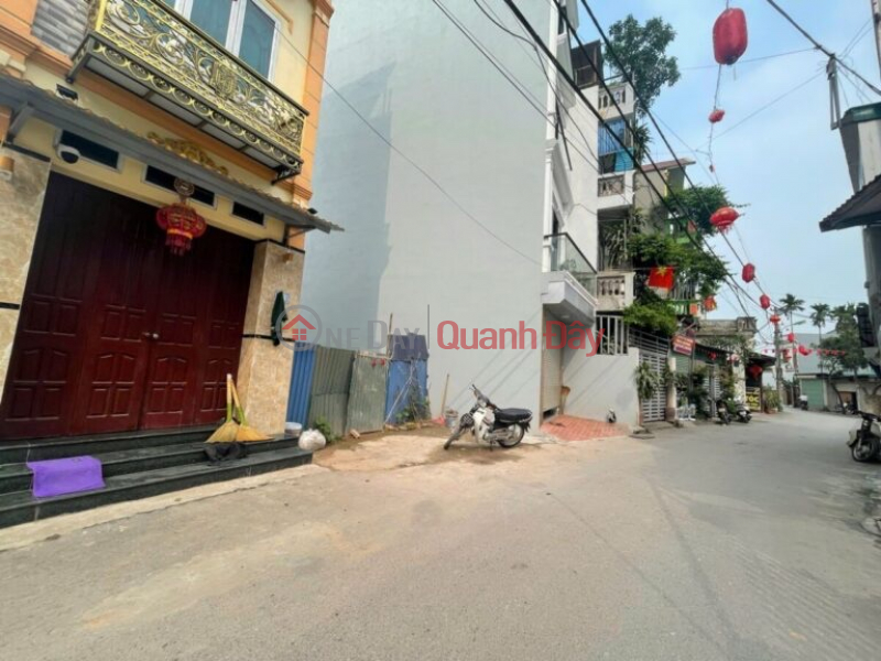 đ 5.2 Billion OWNER SELLS LOT OF LAND 51M IN BIEN GIANG-HA DONG-HA NOI