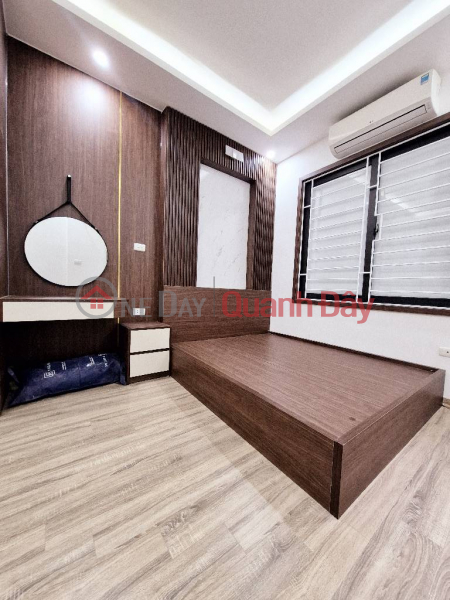 , Please Select | Residential | Sales Listings | đ 7.7 Billion