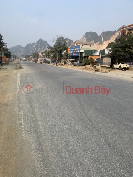 The homeowner needs to sell a plot of land in the white restaurant village, Luong Son Hoa Binh established commune, Ho Chi Minh street business street | Vietnam | Sales ₫ 2 Billion
