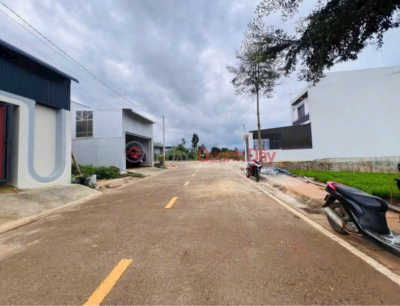 131m2 of residential land for sale in Nghia Hiep village, Lien Hiep commune, Duc Trong district, Lam Dong province. Price: 1.4 billion VND. Sales Listings