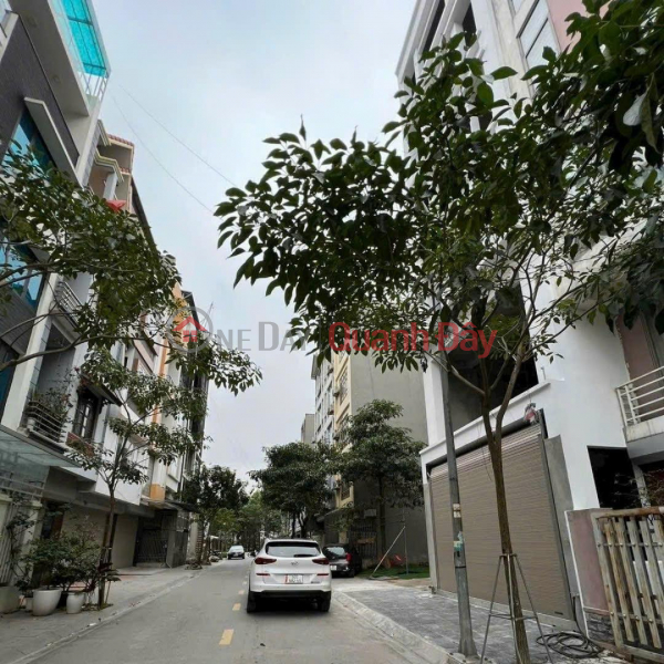 Selling 7-storey business house in 3ha area, Dong Anh center Sales Listings