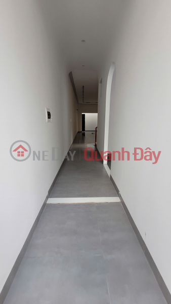 Biệt thự thiết kế hoàn toàn mới - 3 phòng ngủ + 3 phòng tắm Niêm yết bán