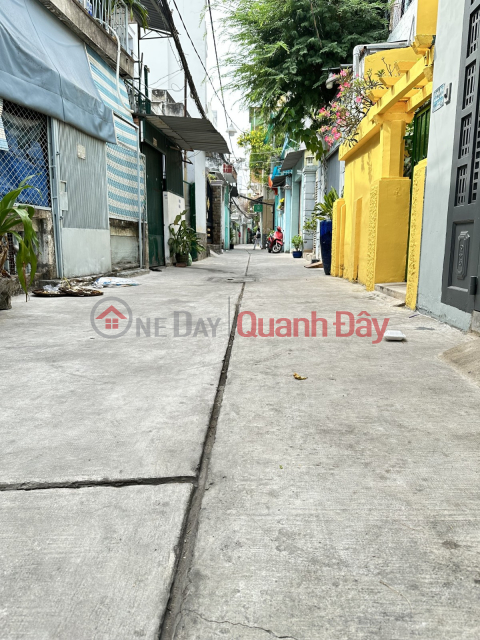 Cach Mang Thang 8 three-story alley - 114m2 Width 6.2, price only 6 billion negotiable. _0