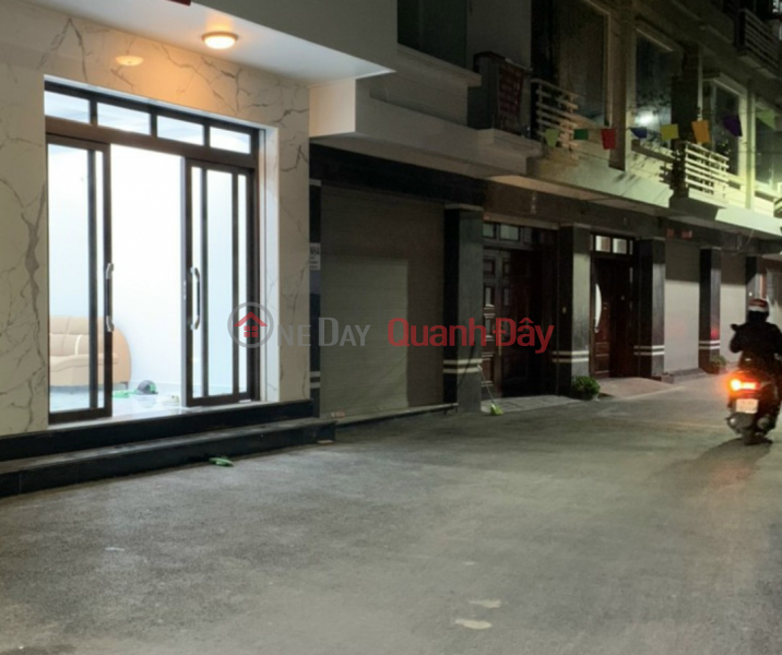 House for sale, lane 254 Van Cao, parking lane, area 80m2 5 floors PRICE 6.6 billion VND Sales Listings