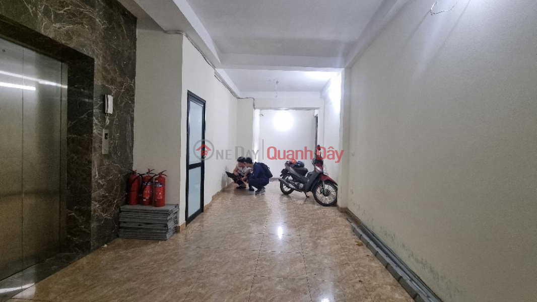 CASH FLOW HOUSE - CENTRAL AREA - ELEVATOR - 6 APARTMENTS WITH STANDARD FUNCTIONAL DESIGN - PRICE 9 BILLION Sales Listings