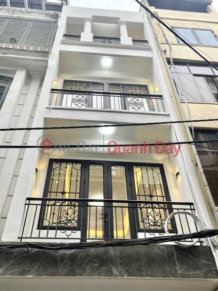 Selling a private house in Hao Nam - Dong Da, 54Mx4T, MT4M - Price 11.3 billion - Lot - 7-seat car to enter the house. Sales Listings