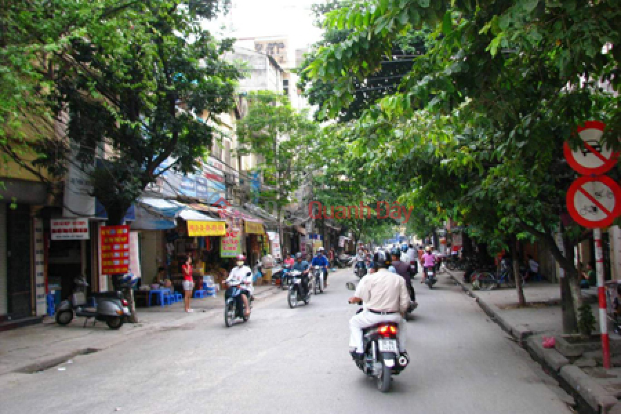 HOUSE FOR SALE DUONG QUANG HAM CAU GIAY - AVOID CARS - BUSINESS BUSINESS - 35M2 PRICE ONLY 7.7 BILLION. Vietnam, Sales | ₫ 7.7 Billion