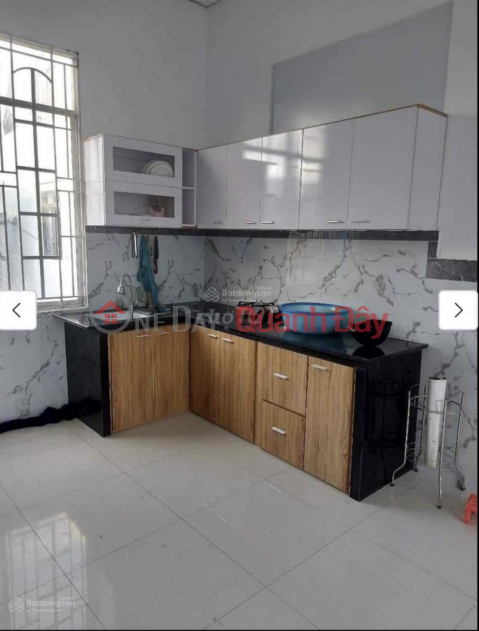 3-storey house for rent on Tran Cao Van Ngang street, 8m _0