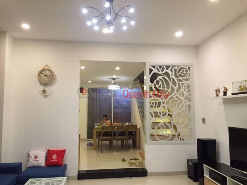 Full house for rent with car Ong Ich Khiem Vietnam Rental ₫ 12 Million/ month
