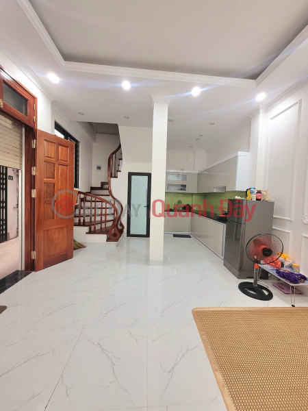 Property Search Vietnam | OneDay | Residential, Sales Listings, House for sale Ton Duc Thang, Dong Da 35m, 5T, corner lot, new kong, near the street, only 4.5 billion